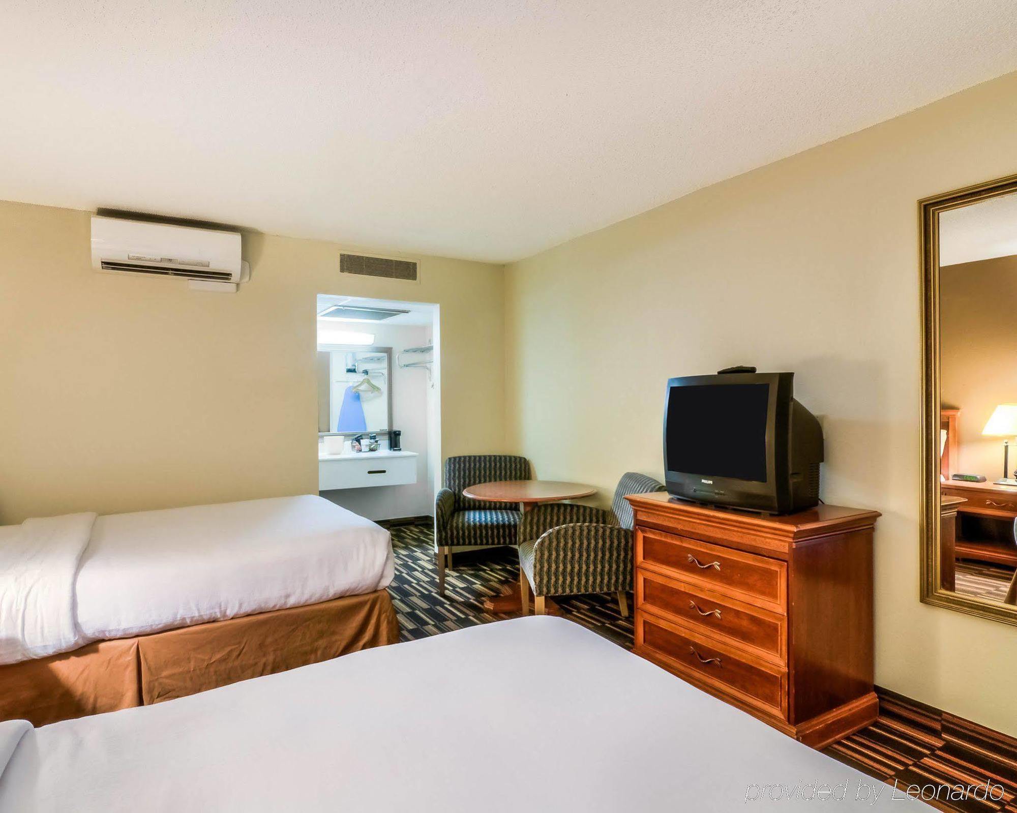 Econo Lodge - เซาท์เบนด์ ภายนอก รูปภาพ