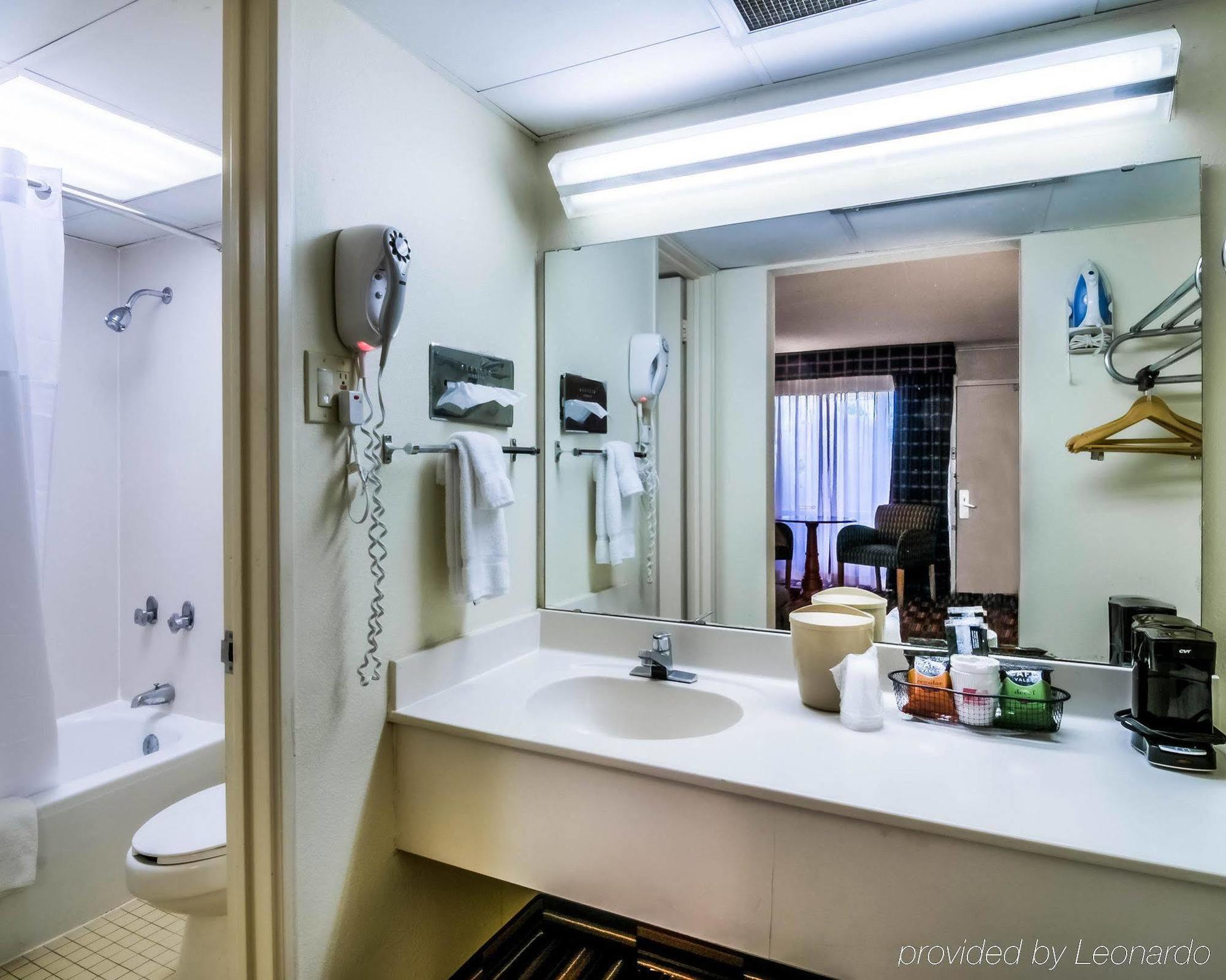 Econo Lodge - เซาท์เบนด์ ภายนอก รูปภาพ